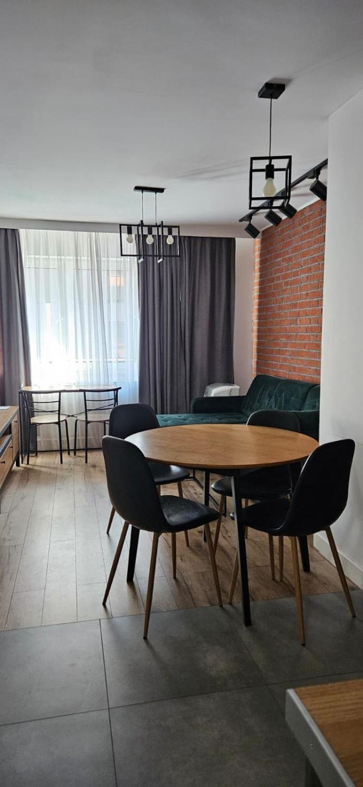 Mieszkanie W Nowoczesnym Halo Apartament W Centrum Vratislav Exteriér fotografie